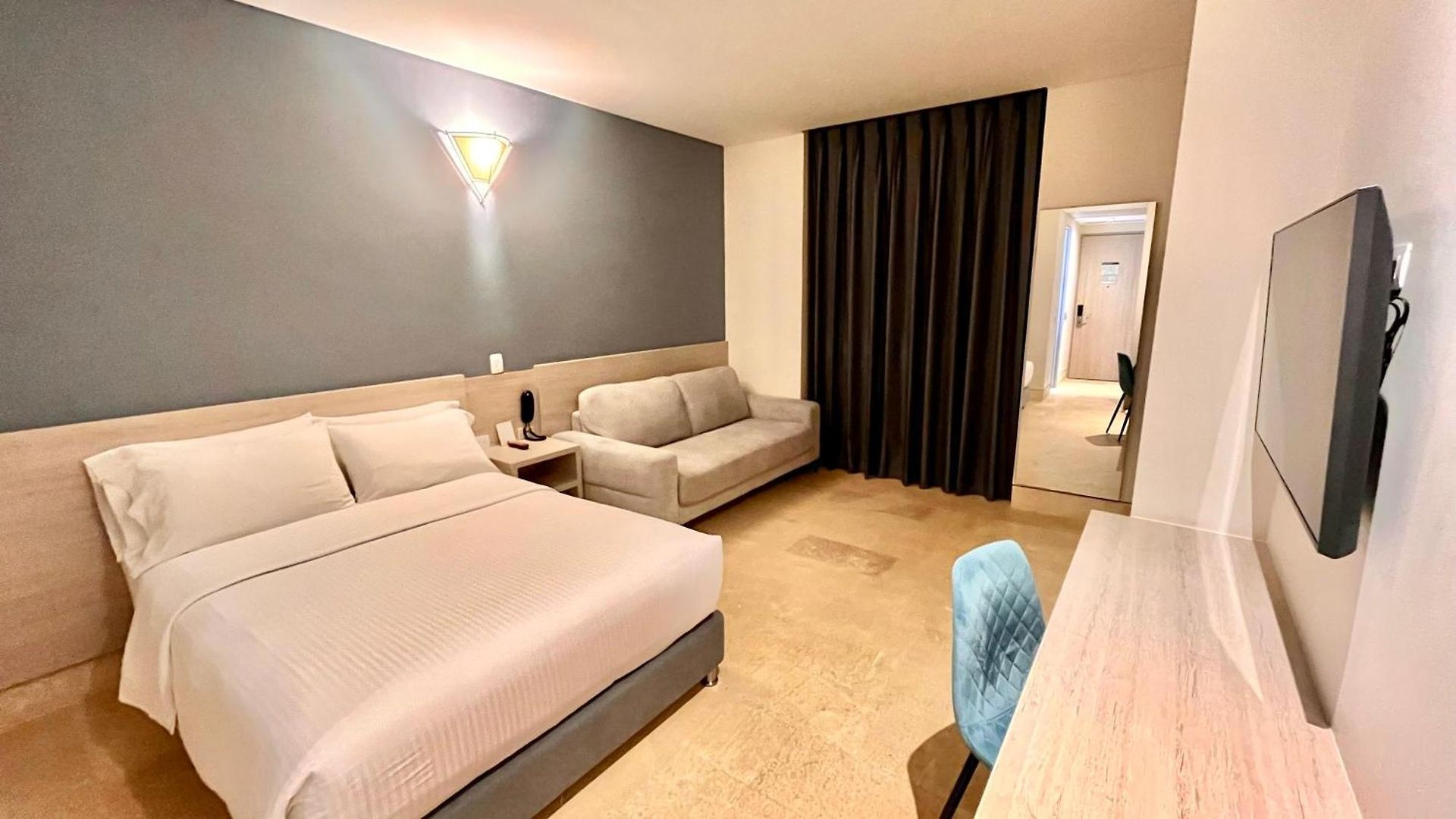 Rilux 4*